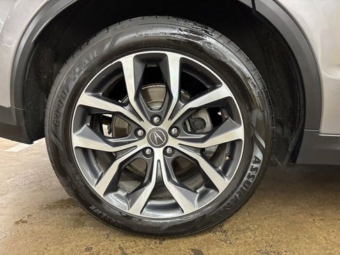 Used 2022 Acura MDX SH-AWD w/ Technology Package image 38