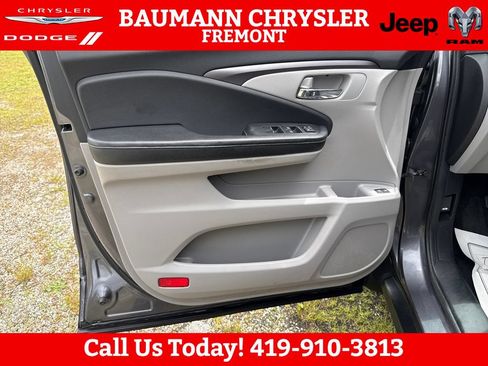 Used 2016 Honda Pilot EX-L image 10