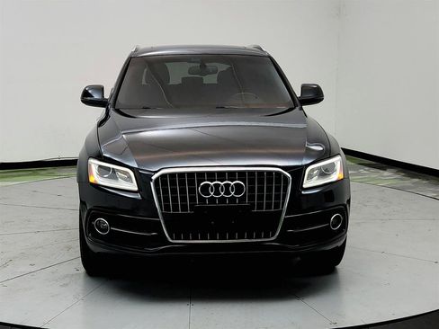 Used 2017 Audi Q5 2.0T Premium Plus w/ Technology Package image 2