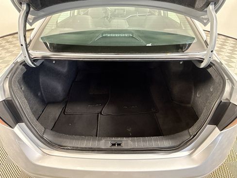 Used 2024 Nissan Altima 2.5 S image 35