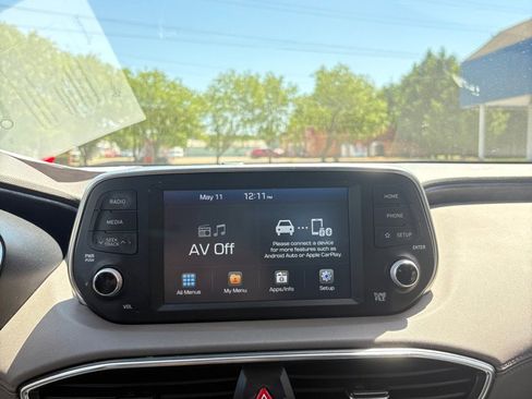 Used 2019 Hyundai Santa Fe SE AWD/4WD image 18