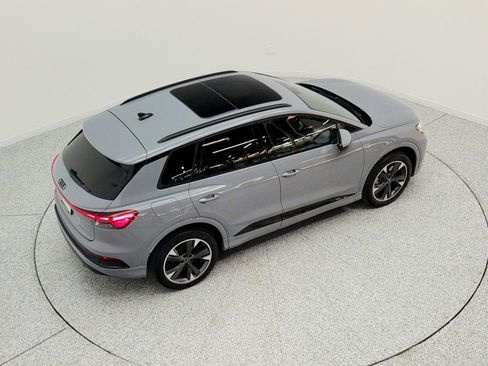 Used 2024 Audi Q4 e-tron Premium Plus w/ Premium Plus AWD/4WD image 25