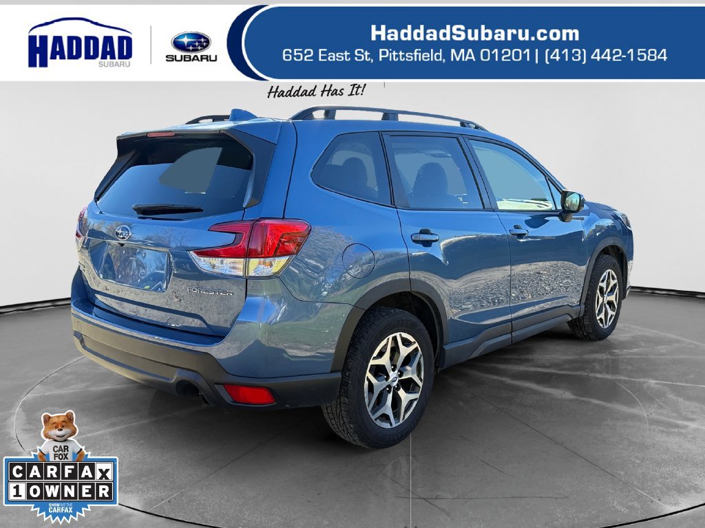Used 2022 Subaru Forester Premium AWD/4WD image 6