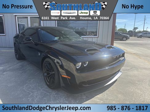 Used 2023 Dodge Challenger SRT Hellcat image 1