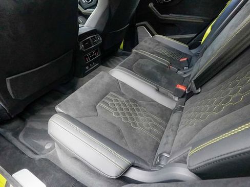 Used 2023 Lamborghini Urus Performante image 81