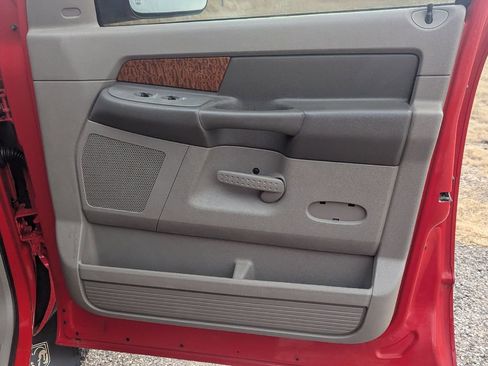 Used 2006 Dodge Ram 2500 Truck SLT w/ Quad Cab Big Horn Value Group image 18