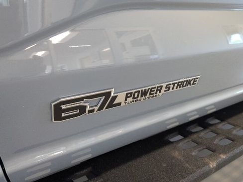 New 2026 Ford F350 Platinum w/ Tremor Off-Road Package AWD/4WD image 9