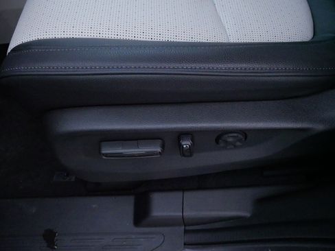 Certified 2026 Honda Odyssey Elite image 20