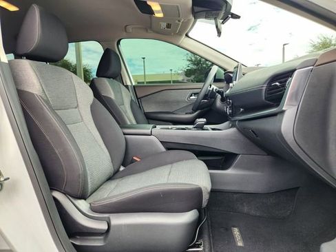 Used 2021 Nissan Rogue SV image 20