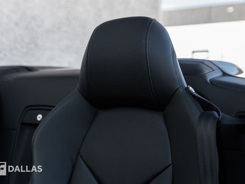 Used 2021 Audi R8 V10 w/ Premium Package image 22