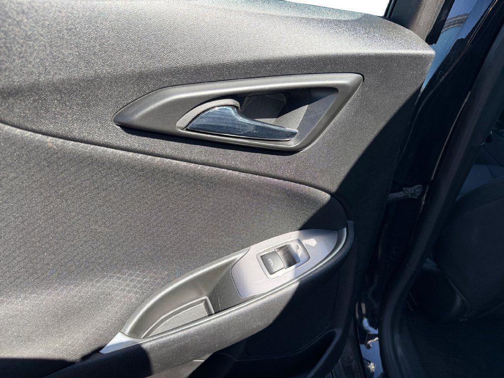 Used 2024 Chevrolet Malibu LT FWD image 21