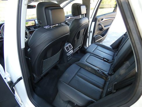 Used 2019 Audi Q5 2.0T Premium Plus w/ Premium Plus Package image 42