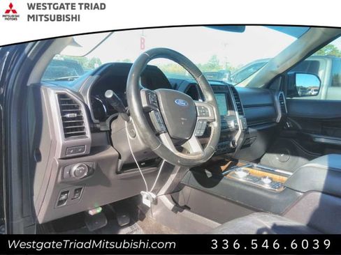 Used 2019 Ford Expedition Platinum image 6