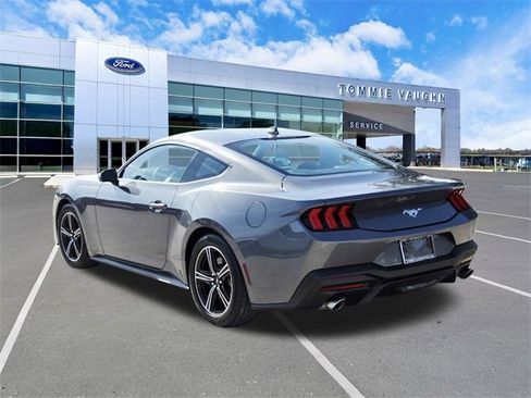 Used 2025 Ford Mustang Coupe image 2