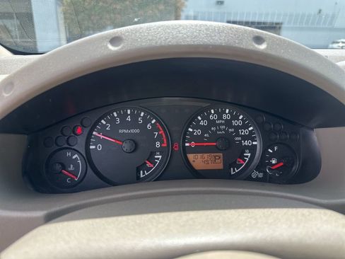 Used 2015 Nissan Frontier SV image 12