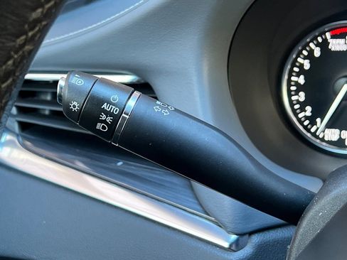 Used 2024 Buick Enclave Premium image 36