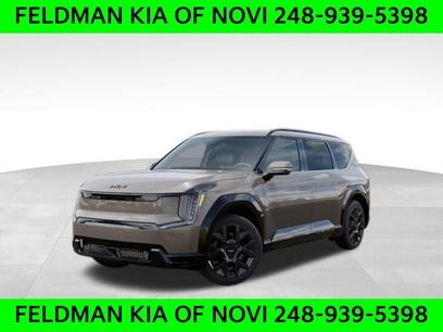 New 2026 Kia EV9 Land w/ Nightfall Edition Package