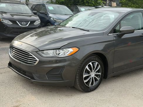 Used 2019 Ford Fusion S FWD image 5
