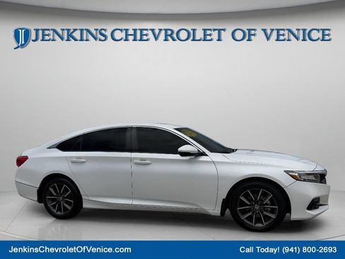Used 2022 Honda Accord EX-L image 2