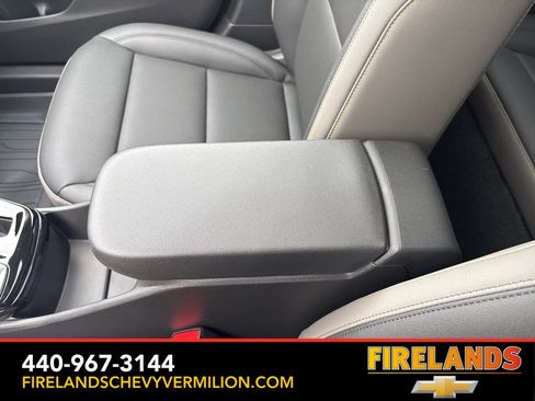 New 2026 Chevrolet Trax ACTIV w/ Sunroof Package image 25