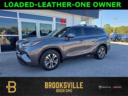 Used 2023 Toyota Highlander XLE