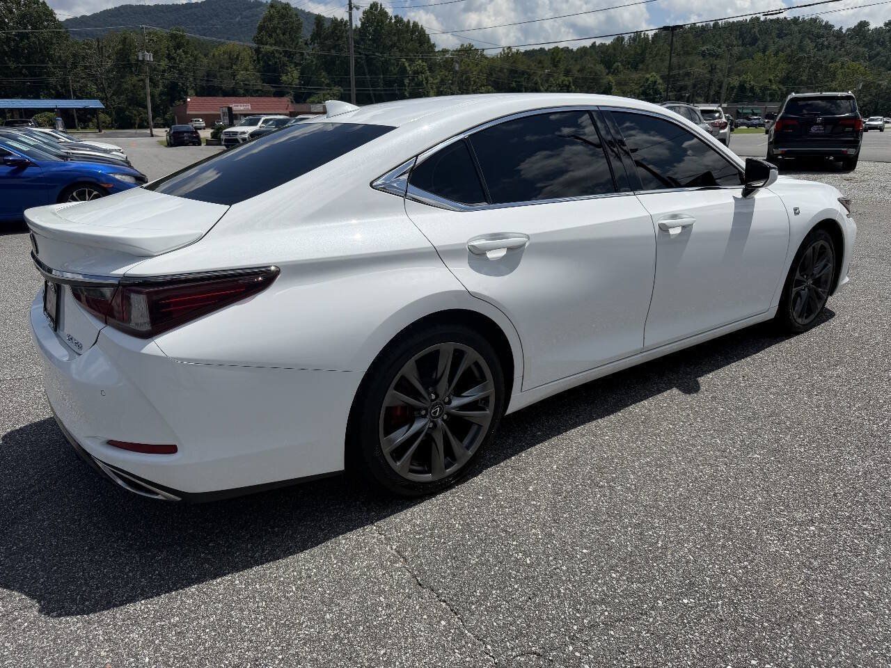 Used 2019 Lexus ES 350 F Sport w/ Accessory Package 2 FWD image 6