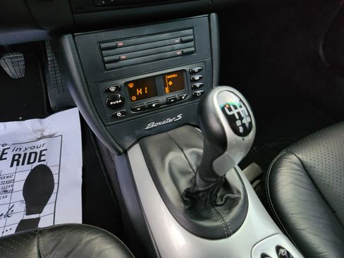 Used 2001 Porsche Boxster S image 13