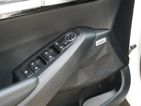 Certified 2024 Kia Seltos SX w/ SX Sunroof Package AWD/4WD image 19