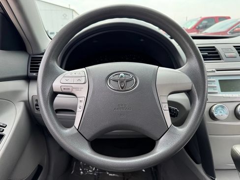 Used 2008 Toyota Camry LE FWD image 29