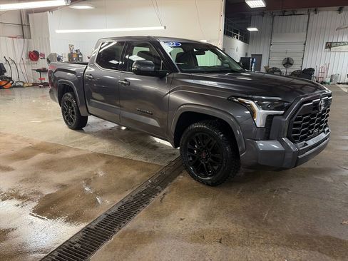 Used 2022 Toyota Tundra SR5 w/ TRD Sport Package image 7