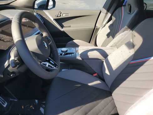 New 2026 BMW iX xDrive60 w/ M Sport Package image 21