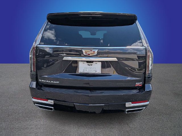 Certified 2025 Cadillac Escalade Premium Luxury AWD/4WD image 4