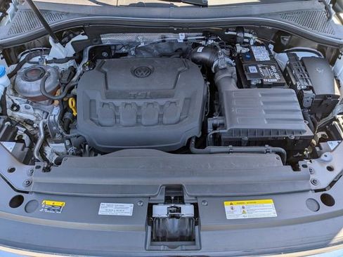 Used 2023 Volkswagen Tiguan SE FWD image 37