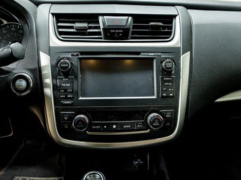Used 2017 Nissan Altima 2.5 FWD image 9