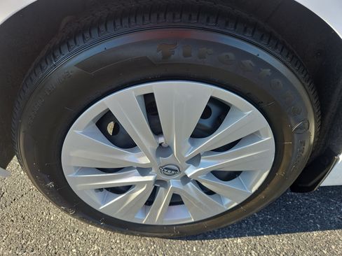 Used 2024 Nissan Sentra S FWD image 10