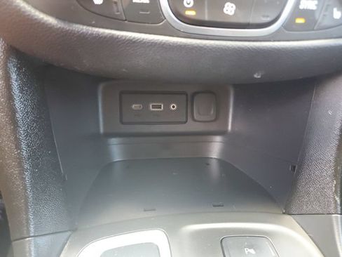 Used 2024 Chevrolet Equinox LT AWD/4WD image 28