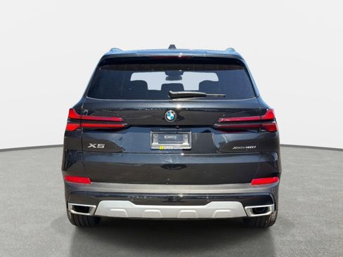 Used 2025 BMW X5 xDrive40i w/ Premium Essential Package AWD/4WD image 4