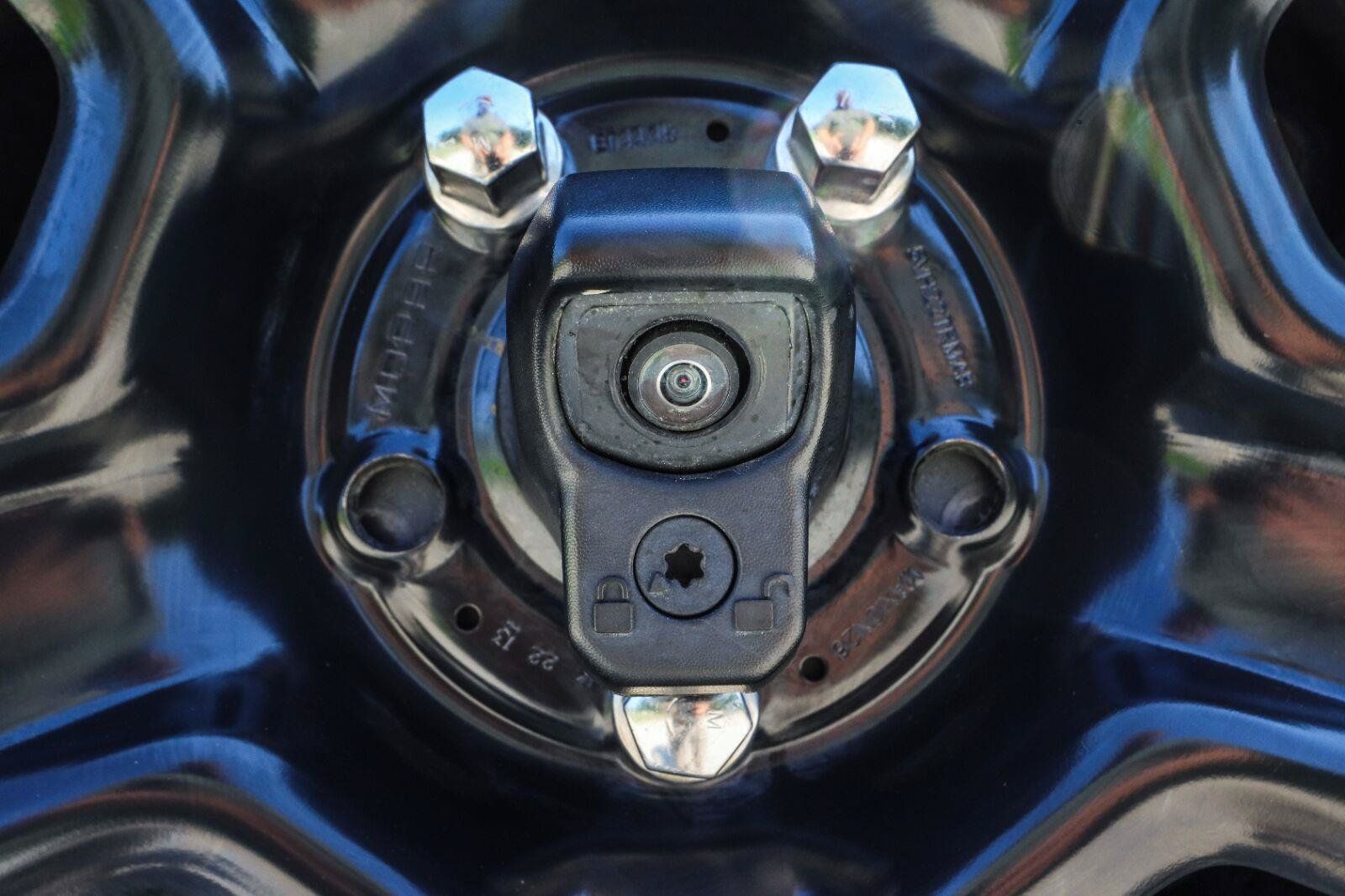 Used 2023 Jeep Wrangler Sport AWD/4WD image 18