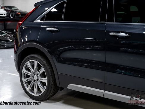 Used 2023 Cadillac XT4 Premium Luxury FWD image 36