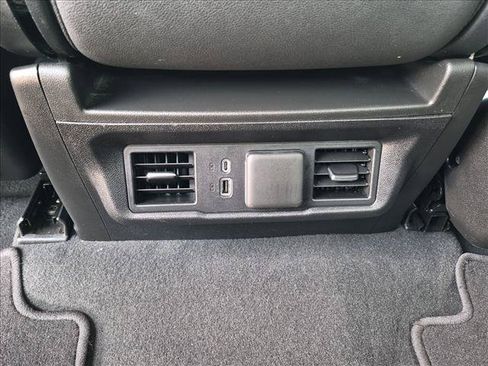 Used 2025 GMC Sierra 1500 SLT RWD image 17