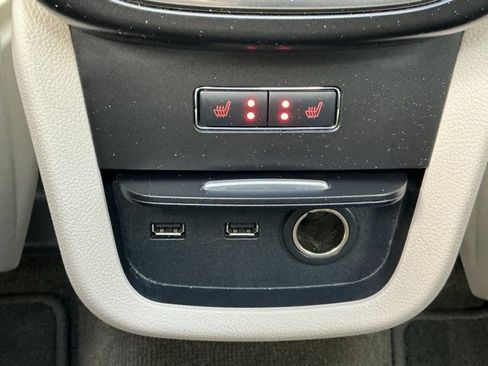 Used 2019 Lincoln Nautilus Reserve image 10