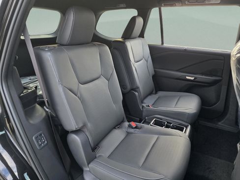 New 2026 Lexus TX 500h AWD image 26