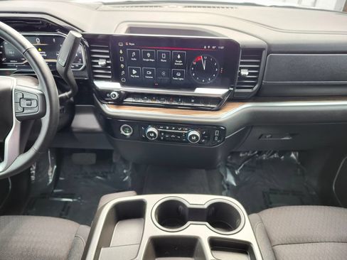 Used 2024 GMC Sierra 1500 Elevation AWD/4WD image 12
