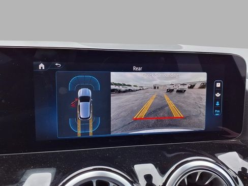 Used 2025 Mercedes-Benz GLA 250 image 6