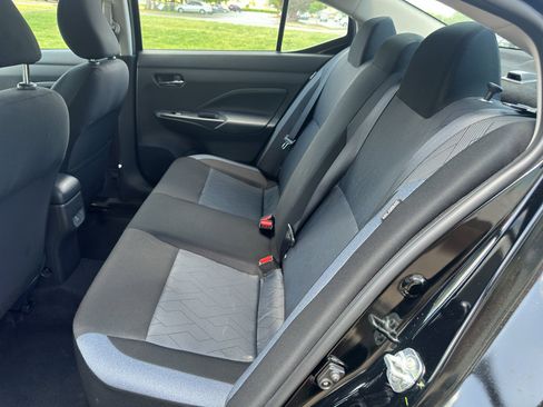 Used 2025 Nissan Versa SV image 14