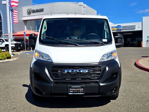 Used 2025 RAM ProMaster 2500 FWD image 2