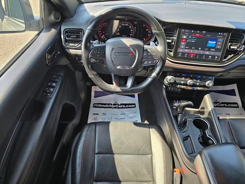 Used 2024 Dodge Durango GT RWD image 3