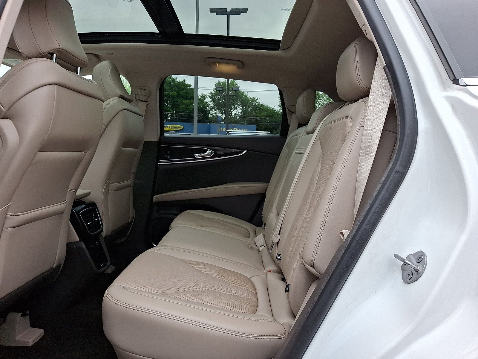 Certified 2023 Lincoln Nautilus Reserve AWD/4WD image 10