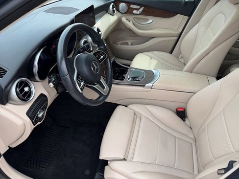 Used 2020 Mercedes-Benz GLC 300 image 10