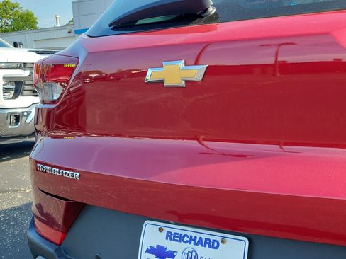 Used 2021 Chevrolet TrailBlazer LS FWD image 7